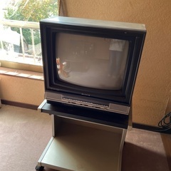 テレビとテレビ台　　無料