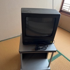 テレビとテレビ台　　無料