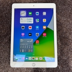 【中古正常動作品】【即決】Apple iPad  Air2 手渡し希望