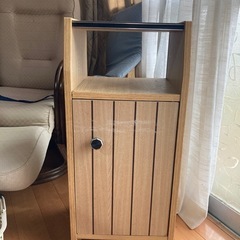収納棚
