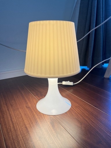 IKEA  テーブルランプ