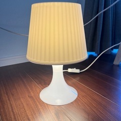 IKEA  テーブルランプ