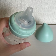 哺乳瓶の画像
