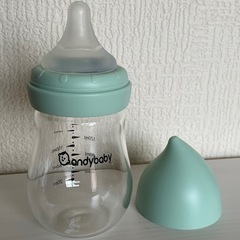 哺乳瓶の画像