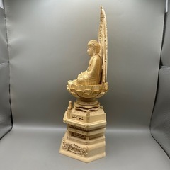 k1028602 仏像 御本尊 六角台座  釈迦如来 座像 木地彫唐草光背 仏具用品 葬儀 お葬式 法事 仏事 盂蘭盆会 初盆 新盆 お盆 祭壇 精霊棚 旧盆 月遅れ盆 入盆 中古 現状品の画像
