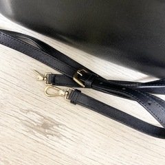 本日限定！定価64,900円本革！FURLAフルラのハンドバッグ！の画像