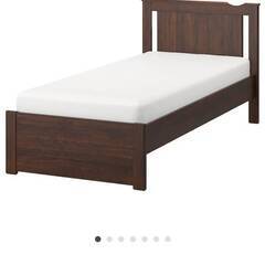 A・手渡しのみ！IKEAシングルベッドフレーム SONGESAND　サイズ：90×200cm（1台、スノコ付き） （写真奥側の物になります）の画像