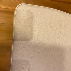 カリモク ダイニングチェア 現行品 新品時7.7万円　の画像