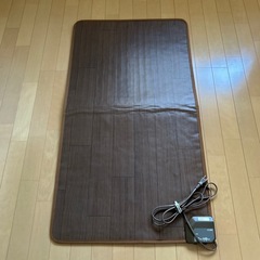 【引き取り決まりました】KODEN電気テーブル下ホットマットCWM1102-WBZの画像