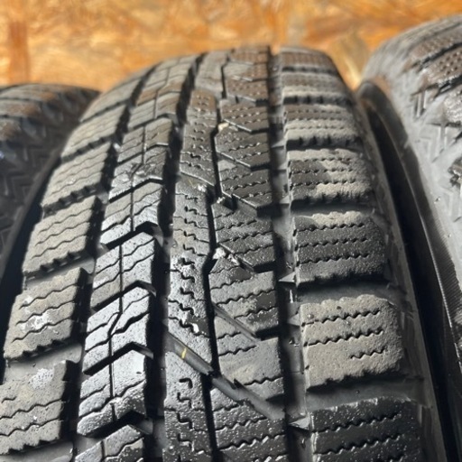 バリ山　TOYO OBSERVE GIZ2 145/80R13 スタッドレス　タイヤ　2021年製　13インチ