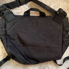 HUF MESSENGER BAG HUF メッセンジャーの画像