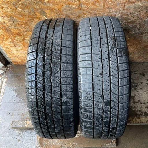 バリ山　DUNLOP ダンロップ　WM03 205/60R16 スタッドレス　タイヤ　2023年製　16インチ