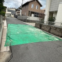 養生や防草用など用途いろいろな巨大シート