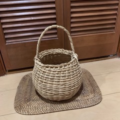 手作り藤のカゴ