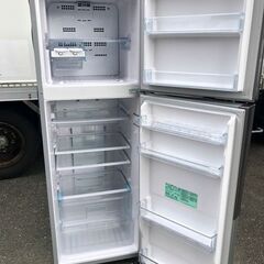 NO 596 ?北九州市内配送設置無料✨?　日立 HITACHI 冷凍冷蔵庫 (225L・右開） 2ドア メタリックシルバー R-23DA S