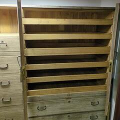 10/30まで　昭和家具　タンス　の画像