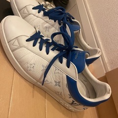 ルイビトン　スニーカー