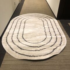 ▼値下げ▼【展示品・未使用品】ラグ オーバル デザインラグ オールシーズン 160×229cm 参考価格19,990円?自社配送時?代引き可?※現金、クレジット、スマホ決済対応※