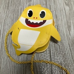 ベイビーシャークショルダー