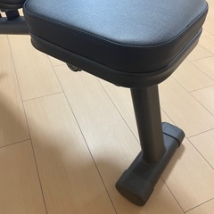 トレーニングベンチ　リーディングエッジ　マルチポジション　角度調整　インクライン　デクライン
の画像