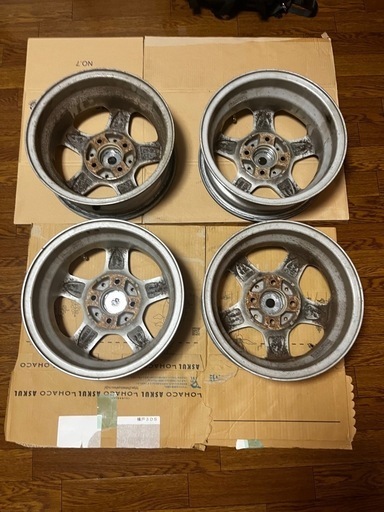 13インチアルミホイール4本ゴールドPcd100 4穴4.5j +43 (アッキー 