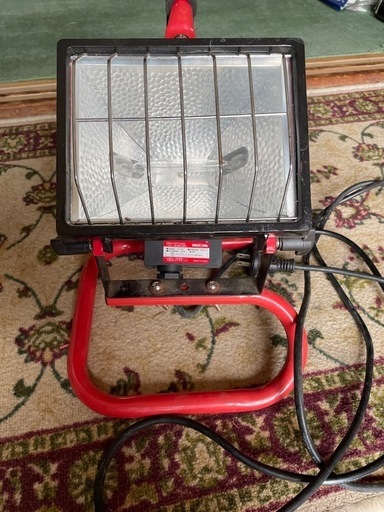 ハロゲン投光器
