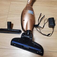 コンパクト ハンディー 掃除機の画像