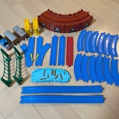 【受け渡し決定】プラレールトーマスがのぼりおり！くみかえアクショ...