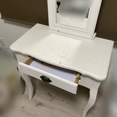 アンティーク　ドレッサー　化粧台の画像