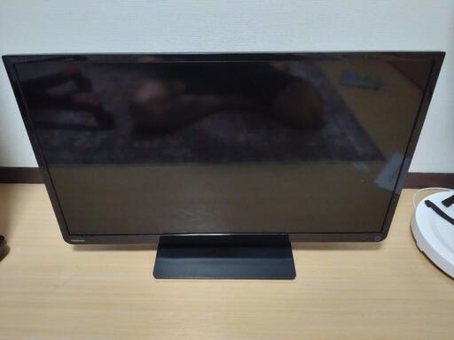 テレビ　32インチ　東芝製　2015年製
