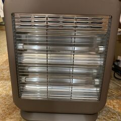 美品！電気ストーブ ベージュ