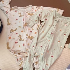 赤ちゃん服の画像