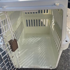 大サイズペット用移動時用ケージの画像