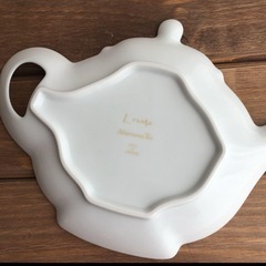 アフタヌーンティーAfternoon Teaポット型プレート おしゃれ食器　未使用品の画像