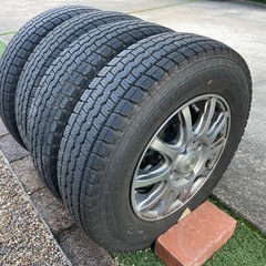 軽トラ 軽バン145R12 LT アルミホイール付スタッドレス バリ溝
