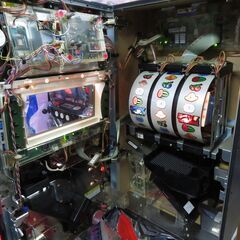 パチスロ実機 BLOOD＋ ブラッドプラス コイン不要機付き スロット機 クレカ決済可能|江別市のリサイクルショップドロップの画像