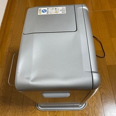 ダイニチ工業　石油ストーブの画像