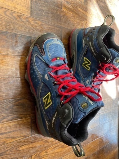 ニューバランス 703 スニーカー 登山 GORE-TEX 27センチ