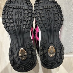 ⭐︎アシックス⭐︎スノーブーツ21.5cmの画像
