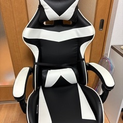 ゲーミングチェア