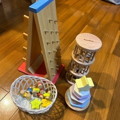 木のおもちゃ　