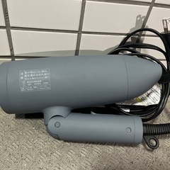 SALONIA ドライヤーの画像
