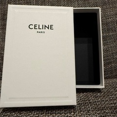 CELINEの空箱の画像