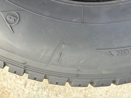 【値下げ中】DEANホイール スタットドレスタイヤセット 235/80R16 ４本セット