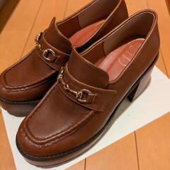 新品 厚底 ローファー 定価5900円の画像