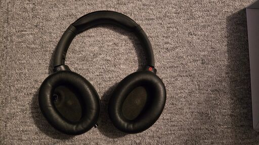 SONY WH-1000XM4 ブラック ノイズキャンセリング ヘッドホン