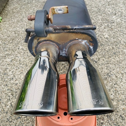 30プリウスマフラー　Tom'sデュアルマフラー