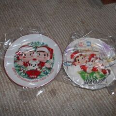 不二家　お皿２枚　ペコちゃん