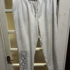 　ほぼ新品？　GAP ジョガーパンツ