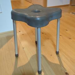 Revolcシャワーチェア　ブラウン